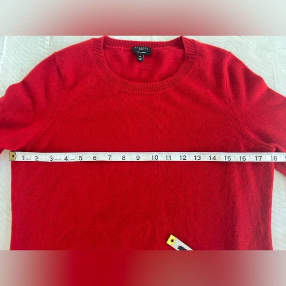 Talbots 100% Cashmere Red Crew Neck Sweater size Medium Petite - Picture 6 of 8